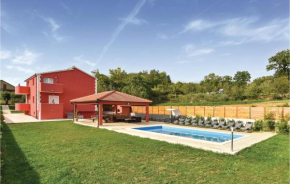  Five-Bedroom Holiday Home in Rumin  Rumin